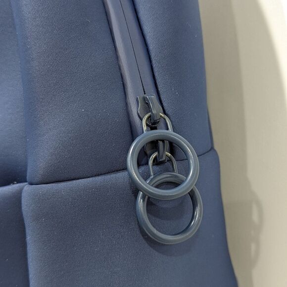 Thacker Navy Blue Neoprene Cocoon Ella Carey Day Pack Backpack Bag Travel Flying - Picture 4 of 7